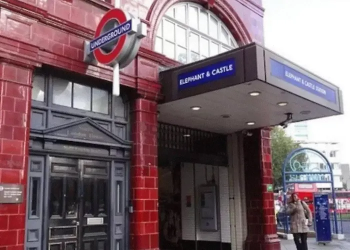 Aplacetostay Central London Apartment, Zone 1 Cove