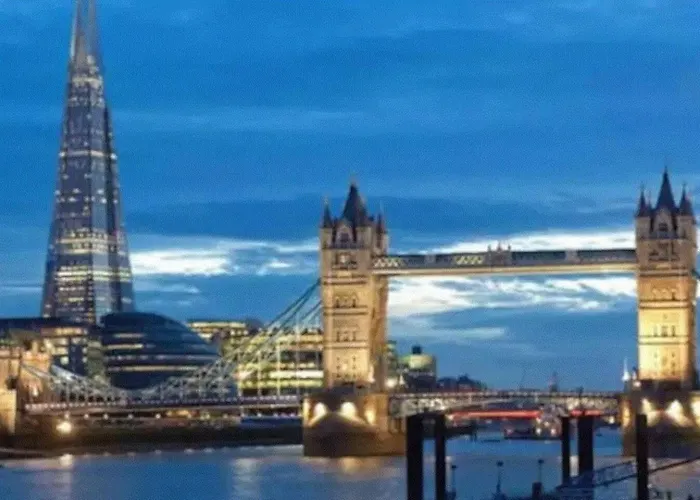 Aplacetostay Central London Apartment, Zone 1 Cove