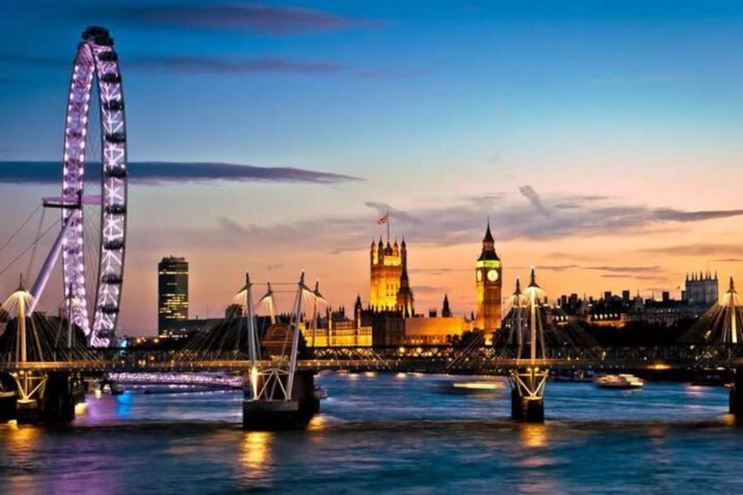 Quarto em Acomodações Particulares Aplacetostay Apartment, Zone 1 Cove Londres